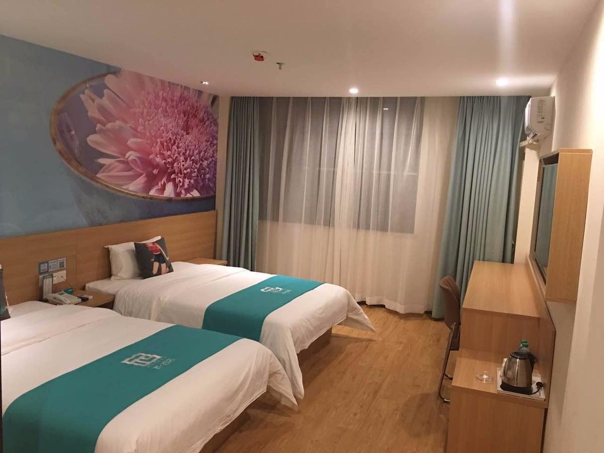 Pai Hotel Zhanjiang Xuwen Екстериор снимка